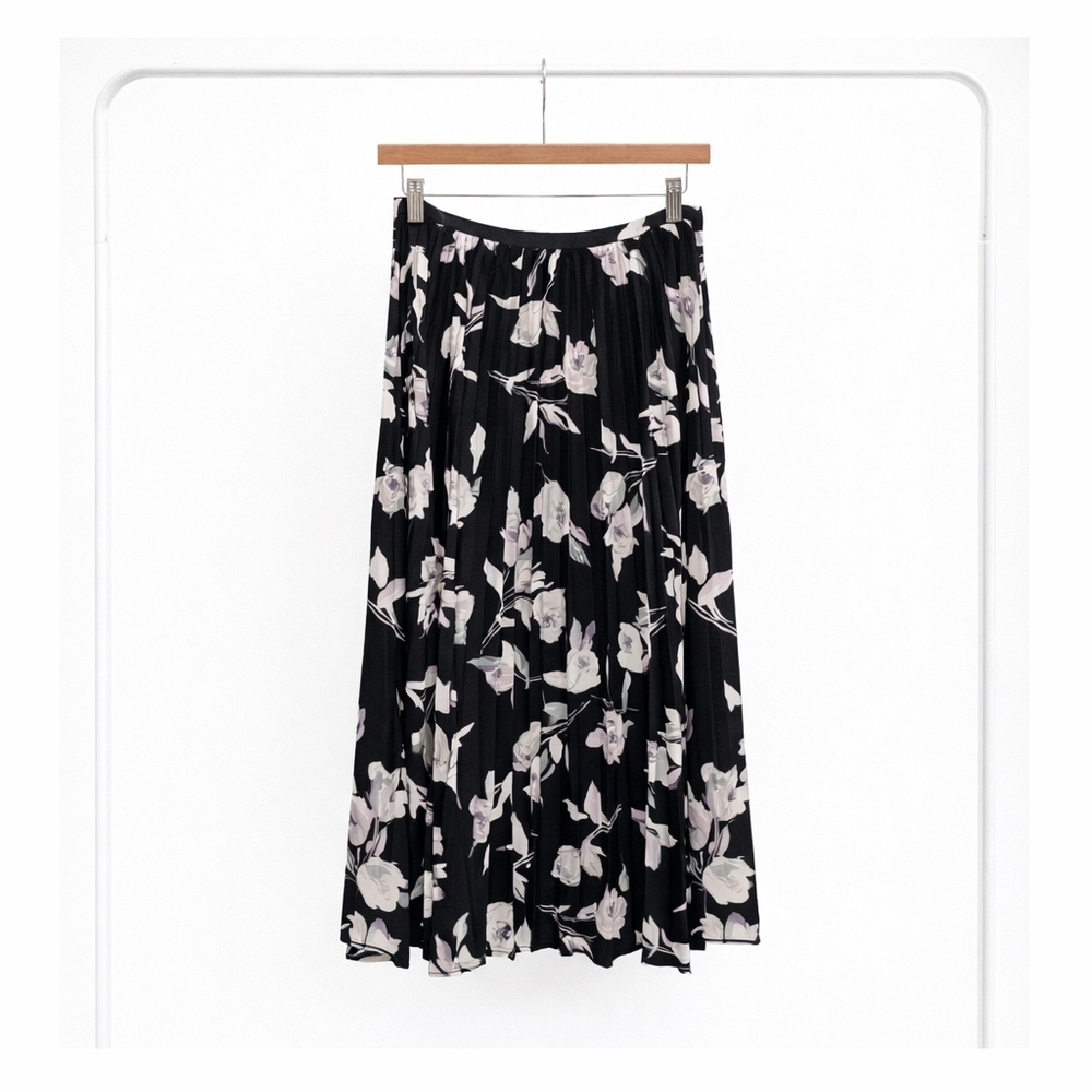 Lauren Ralph Lauren Black Floral Pleated Midi Skirt, Size: 6